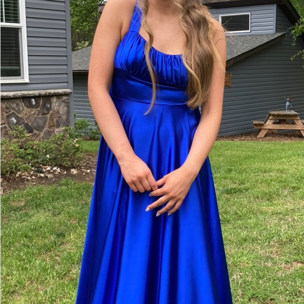 Beautiful blue prom dress or bridesmaid dress. Size 2 (fits up to a size 4)